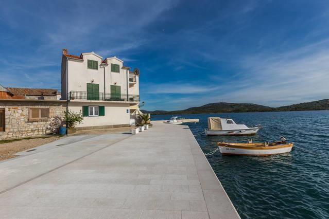 Apartment Masa Pirovac Exteriér fotografie