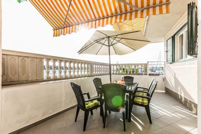 Apartment Masa Pirovac Pokoj fotografie