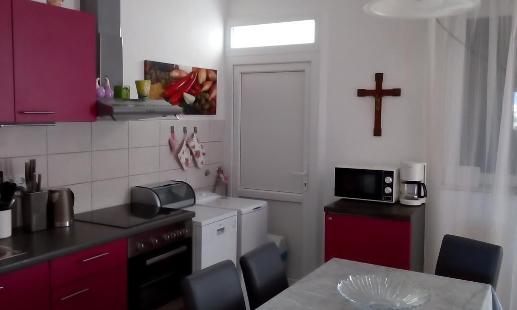 Apartment Masa Pirovac Exteriér fotografie